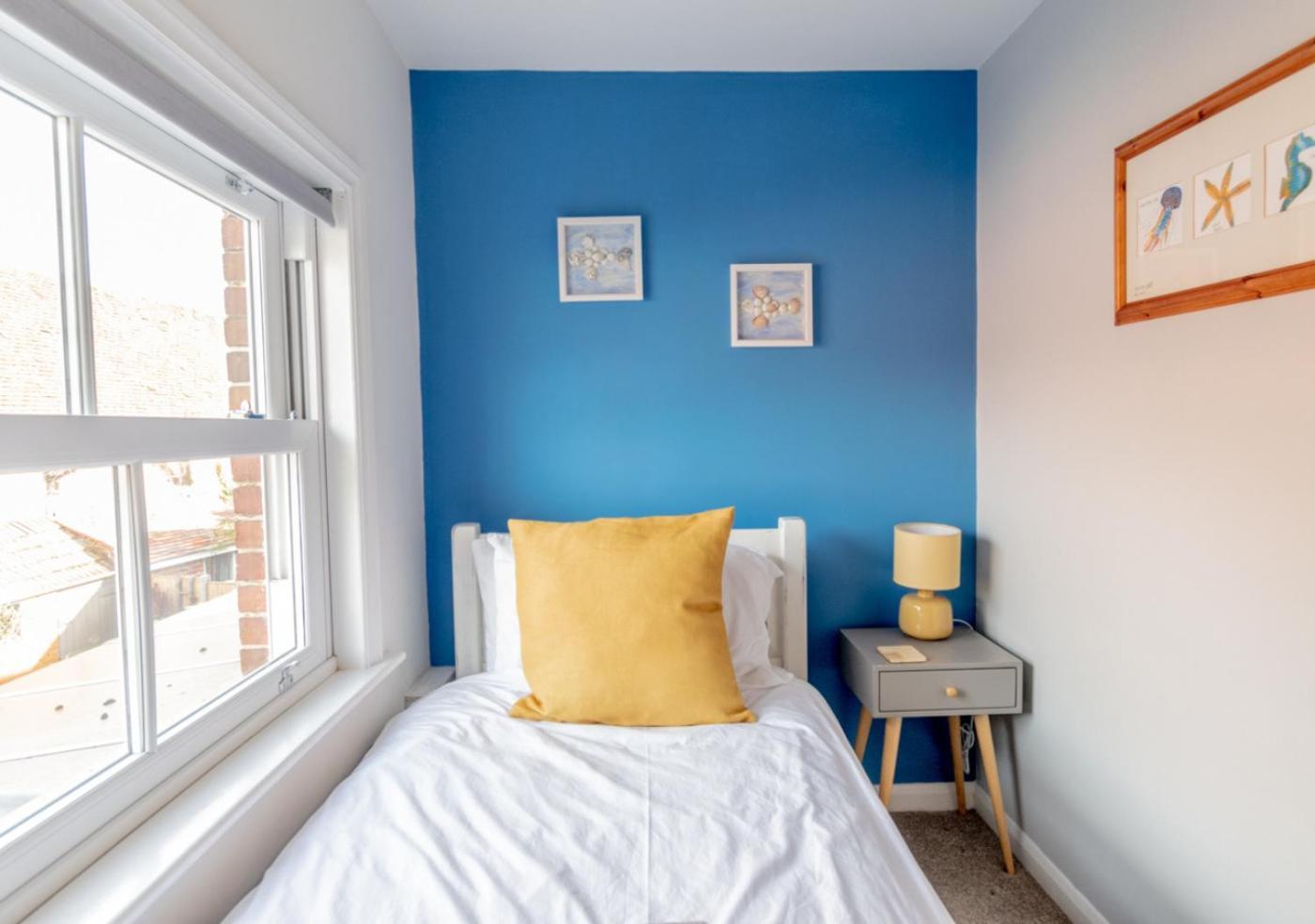 Stylish 2 Bedrooms Cosy & Bright Cottage, Pet Friendly, Sleeps 5, Titchfield Village - Summer Special Offer!! - By Blue Puffin Stays Εξωτερικό φωτογραφία